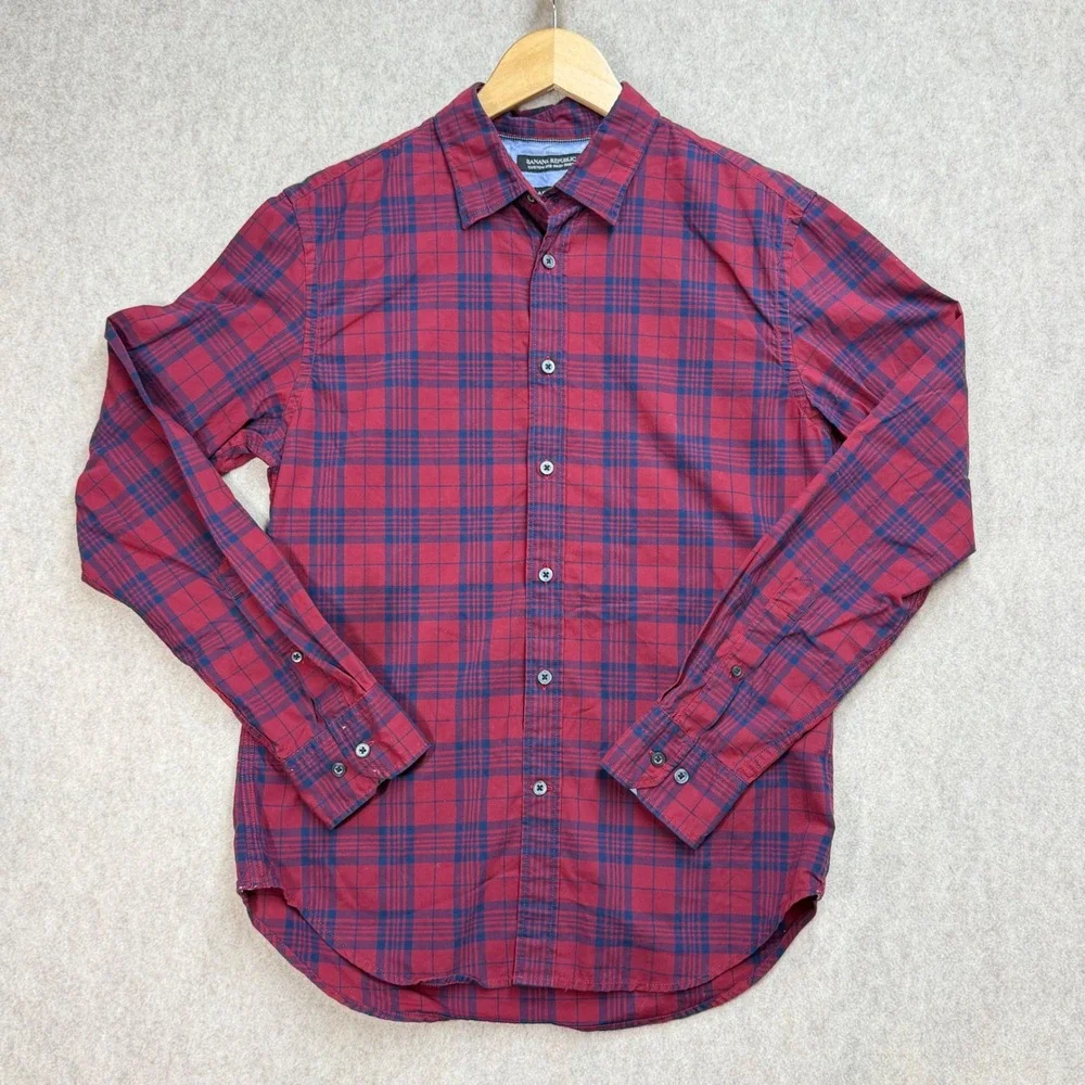 Banana Republic Camden Fit Custom Wash Plaid Button Down Shirt Mens Small Red